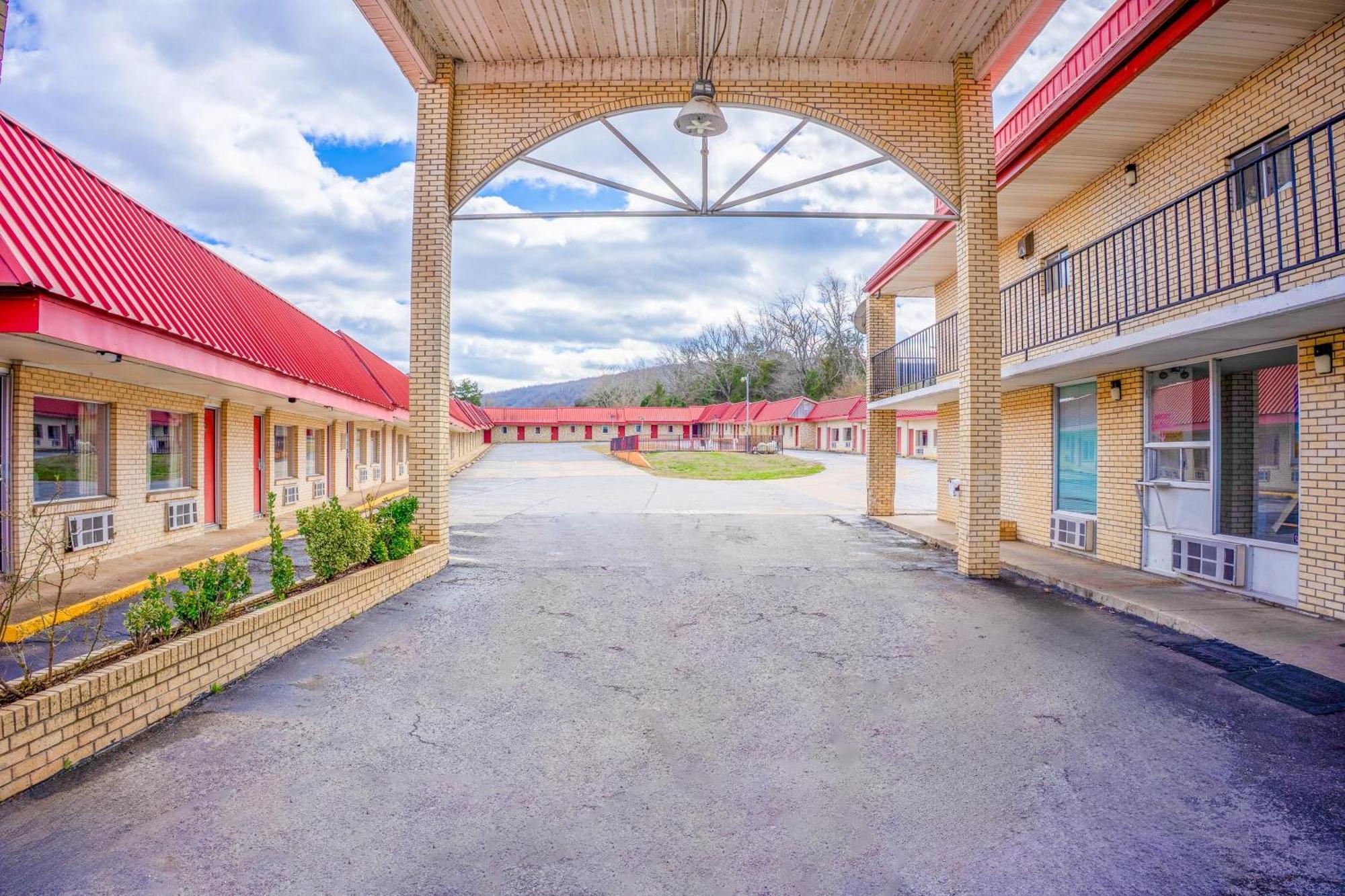 Ozark Junction Mountain View By Oyo Motel Kültér fotó