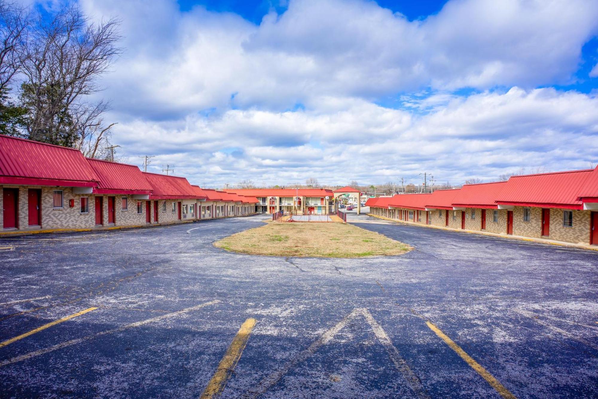 Ozark Junction Mountain View By Oyo Motel Kültér fotó